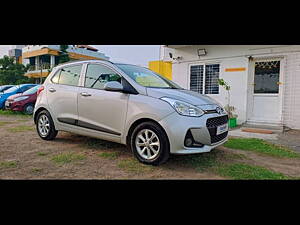 Second Hand Hyundai Grand i10 Sportz (O) AT 1.2 Kappa VTVT [2017-2018] in Chennai