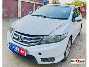 Second Hand Honda City 1.5 V MT in Kanpur