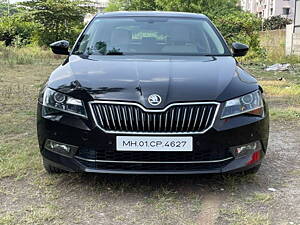 Second Hand Skoda Superb Style TDI AT in Nashik