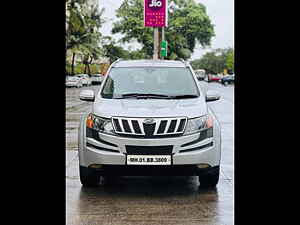 Second Hand महिंद्रा XUV500 w8 in मुंबई