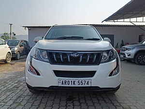 Second Hand महिंद्रा XUV500 w10 एडब्ल्यूडी in गुवाहाटी