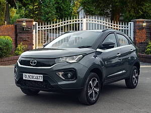 Second Hand Tata Nexon XMA Plus (S) in Delhi