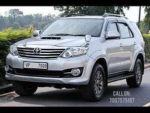 Second Hand Toyota Fortuner 3.0 4x2 MT in Lucknow