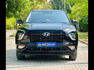 Second Hand Hyundai Creta S Plus 1.5 Petrol Knight in Ahmedabad