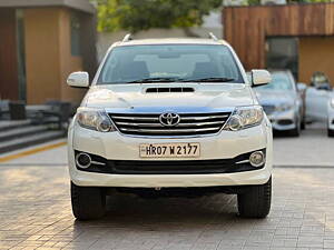 Second Hand Toyota Fortuner 3.0 4x4 AT in Delhi