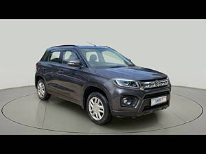 Second Hand Maruti Suzuki Vitara Brezza VXi in Lucknow