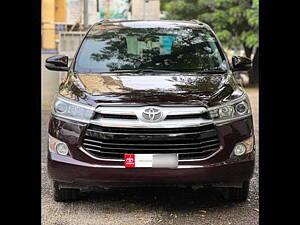 Second Hand Toyota Innova Crysta 2.4 VX 8 STR [2016-2020] in Nashik