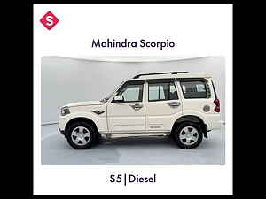 Second Hand महिंद्रा स्कॉर्पियो s5 in लखनऊ