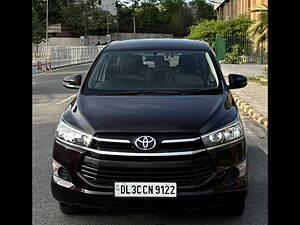 Second Hand Toyota Innova Crysta 2.8 GX AT 8 STR [2016-2020] in Delhi