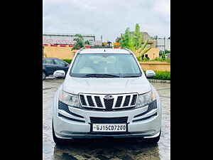 Second Hand మహీంద్రా xuv500	 w4 in సూరత్