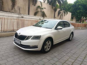 Second Hand Skoda Octavia 1.8 TSI Style Plus AT [2017] in Thane