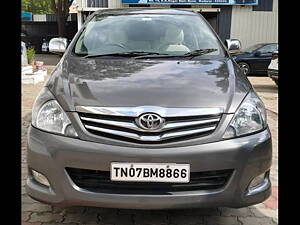 Second Hand Toyota Innova 2.5 VX 8 STR BS-IV in Madurai