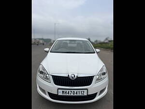 Second Hand Skoda Rapid 1.6 MPI Style Plus AT in Pune