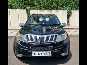 Second Hand Mahindra XUV500 W6 in Pune