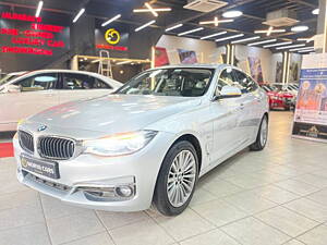 Second Hand BMW 3 Series GT 330i Luxury Line in Navi Mumbai