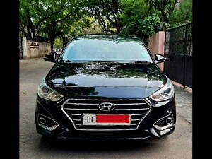 Second Hand Hyundai Verna SX (O) 1.6 CRDi  AT in Delhi