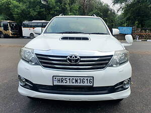 Second Hand Toyota Fortuner 3.0 4x2 MT in Faridabad