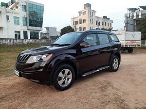 Second Hand Mahindra XUV500 W8 in Mohali