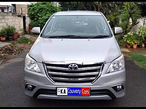 Second Hand Toyota Innova 2.5 ZX 7 STR BS-III in Bangalore