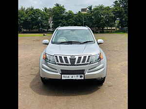 Second Hand महिंद्रा XUV500 w6 in कोल्हापुर