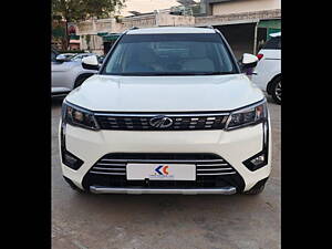 Second Hand Mahindra XUV300 W8 (O) 1.5 Diesel [2020] in Ahmedabad