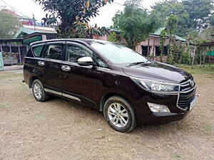 Second Hand Toyota Innova Crysta 2.4 G 7 STR [2016-2017] in Guwahati