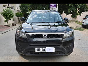 Second Hand Mahindra XUV300 W6 1.2 Petrol AMT [2021] in Gurgaon