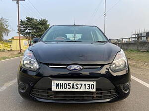 Second Hand Ford Figo Duratec Petrol Titanium 1.2 in Nagpur