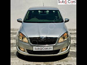 Second Hand Skoda Rapid 1.6 MPI Style Plus AT in Hyderabad
