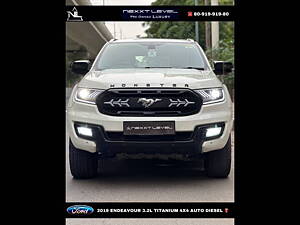 Second Hand Ford Endeavour Titanium 3.2 4x4 AT in Delhi