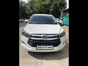 Second Hand Toyota Innova Crysta 2.4 V Diesel in Pune