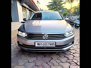 Second Hand Volkswagen Passat Comfortline in Pune