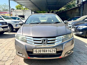 Second Hand Honda City V MT AVN in Ahmedabad