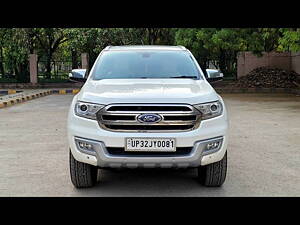 Second Hand Ford Endeavour Titanium 3.2 4x4 AT in Lucknow