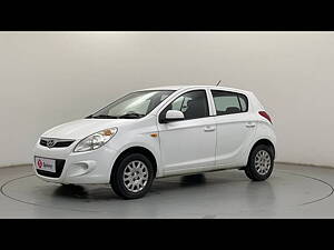 Second Hand Hyundai i20 Magna 1.2 in Lucknow