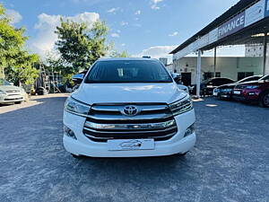 Second Hand Toyota Innova Crysta 2.4 VX 8 STR [2016-2020] in Hyderabad