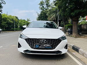 Second Hand Hyundai Verna SX (O) 1.5 CRDi AT in Chandigarh