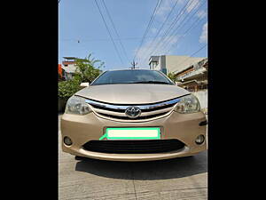 Second Hand Toyota Etios V in Nagpur