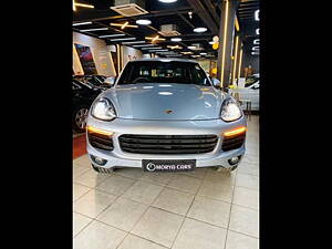 Second Hand Porsche Cayenne Platinum Edition Diesel in Mumbai