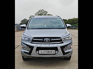 Second Hand Toyota Innova Crysta GX 2.4 7 STR in Ahmedabad