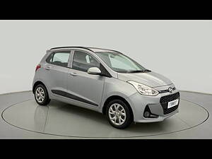 Second Hand Hyundai Grand i10 Sportz 1.2 Kappa VTVT in Delhi