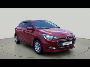 Second Hand Hyundai Elite i20 Sportz 1.4 CRDI in Nashik