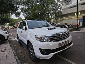 Second Hand Toyota Fortuner 3.0 4x2 MT in Chandigarh