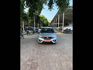 Second Hand Honda Jazz VX Petrol in Lucknow