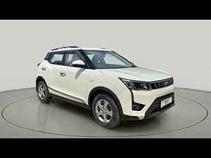 Second Hand महिंद्रा xuv300 1.5 w6 [2019-2020] in अहमदाबाद