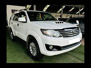 Second Hand Toyota Fortuner 3.0 4x2 AT in Bangalore