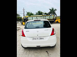 Second Hand Maruti Suzuki Swift VXi in Lucknow