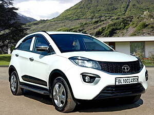 Second Hand Tata Nexon XM Diesel in Delhi