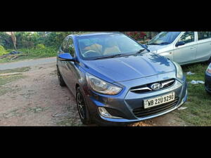 Second Hand Hyundai Verna Fluidic 1.4 CRDi in Kolkata