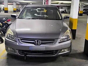 Second Hand Honda Accord 2.4 VTi-L MT in Bangalore